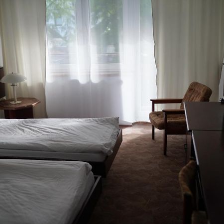 Hotel يوراتا المظهر الخارجي الصورة